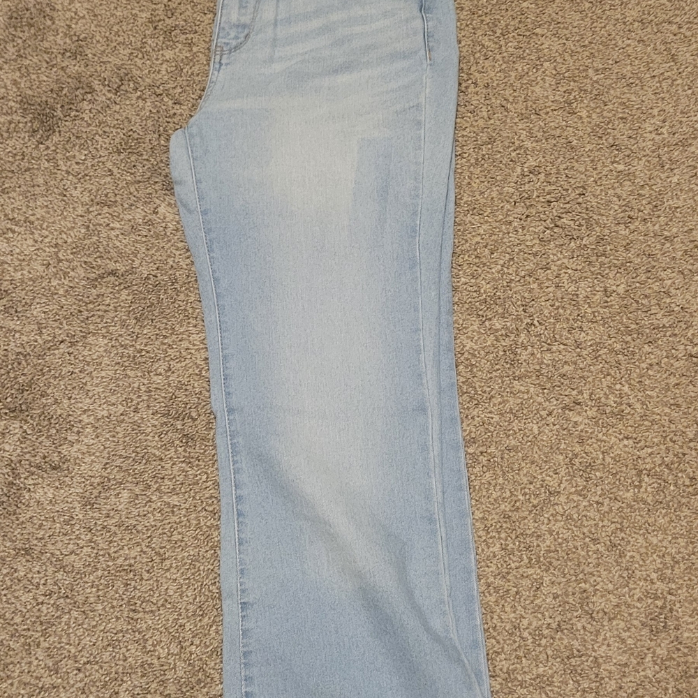 No Boundaries Light Blue Straight Leg Jeans